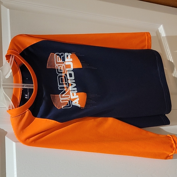 Two Boys Under Armour boys long-sleeved shirts, size 6 - Picture 4 of 6
